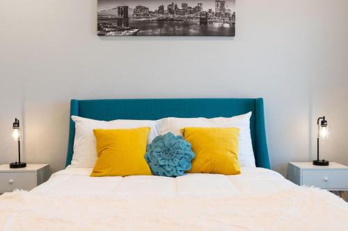 Grand Prairie Apartment | Budget-Friendly 4-Star Private Room with Kitchen Access