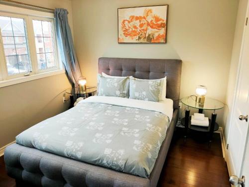 Newmarket House | Budget-Friendly Rooms with Free Parking in Newmarket ON