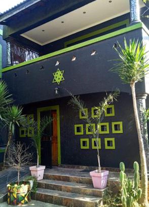 Germiston House | Afro Rasta Kumusha