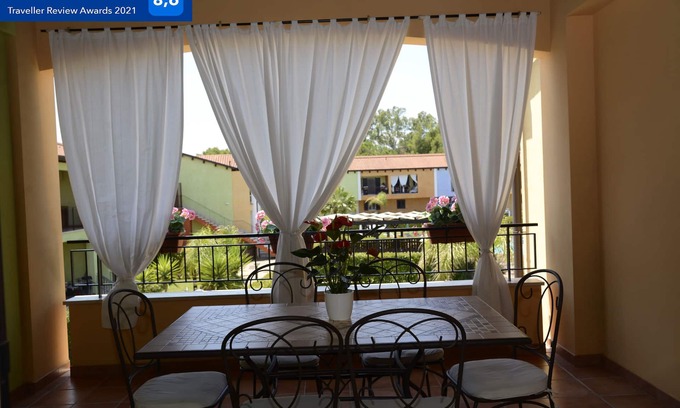 Lido Condo | Elegant Villa with Pool and Ocean View for Memorable Stays