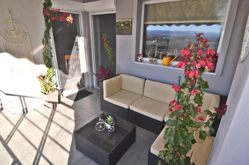 Maniakoi Apartment | Exceptional Afroditi: Child-Friendly Stay with 9.7 Rating