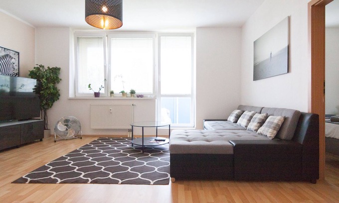 Ruzinov Apartment | Pet-Friendly After Six Apartment with Breakfast & Kitchen