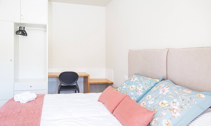 Arnados House | Cozy AG Casa A Pedreira in Beautiful Playa Razo