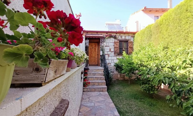 Urla House | Family-Friendly AG Home with Kitchen Amenities for Comfort