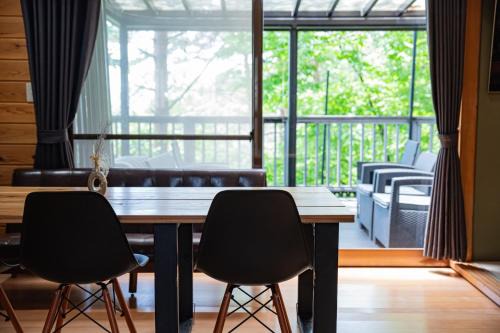 Kusatsu Onsen House | Agatsuma-gun House: Family-Friendly Getaway Awaiting You