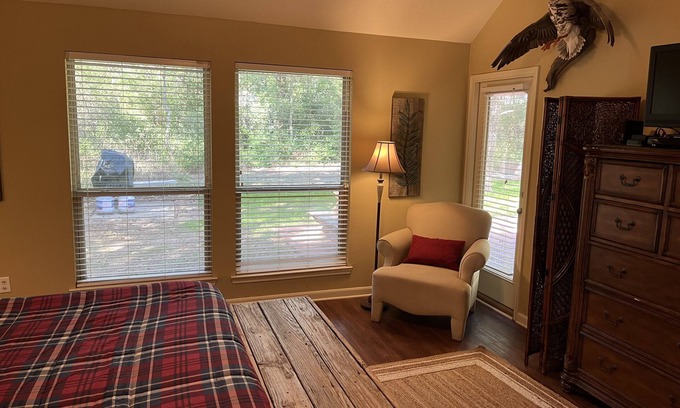 Bryan House | Discover Aggieland's Hidden Hideout: Pet-Friendly Retreat