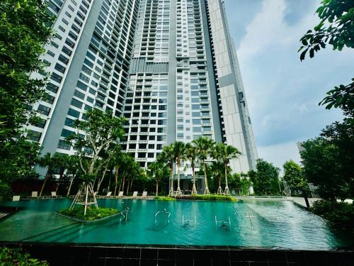 Imbi Apartment | Elegant AGILE Bukit Bintang TRX Apartment with Pool Access