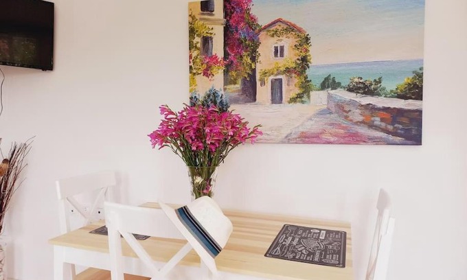 Agios Leon Apartment | Family-Friendly Agios Leon Apartment - Rated 9/10 by Guests