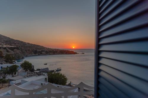 Spoa Apartment | Family-Friendly Agios Nikolaos Sea Side Apartments, Rated 9.3