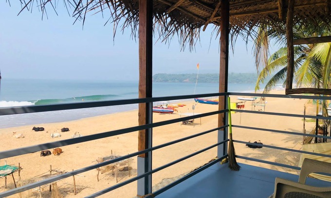 Agonda Hotel | Family-Friendly Agonda Beach Chalets with Breakfast Included