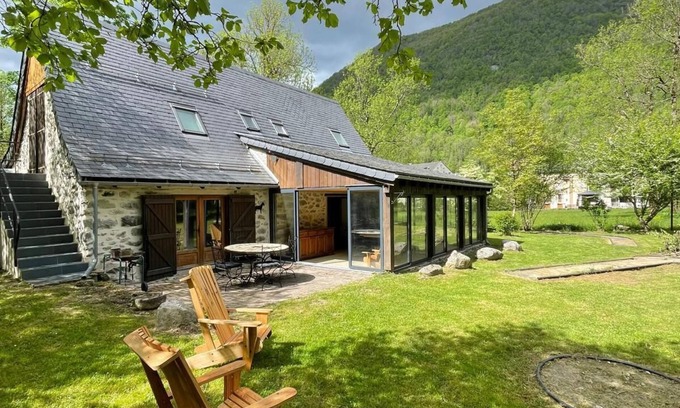 Aulus-les-Bains House | Agouadis barn