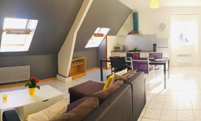 Quimperle Apartment | Inviting Apartment with Ocean View in Quimperlé