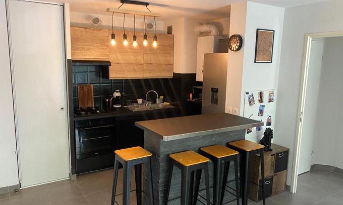 Artigues-pres-Bordeaux Apartment | Inviting Loft Near Bordeaux – Pet and Child Friendly