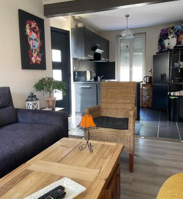 Pacy-sur-Eure Apartment | Pet-Friendly City Home in Pacy sur Eure - Rated 9/10