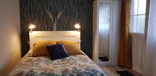 Chamvres Villa | Cozy Home with Garden, Parking & Family-Friendly Vibes