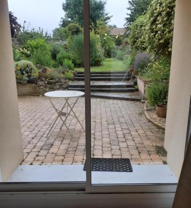 Langrune-sur-Mer House | Cozy Studio Just 5 Minutes from the Beach, Rated 9.1/10
