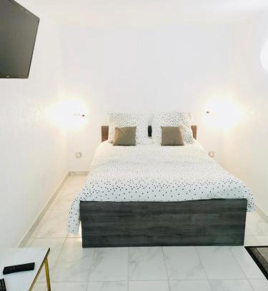 Champeval Apartment | Cozy Studio Near Paris and Henri Mondor Awaits You