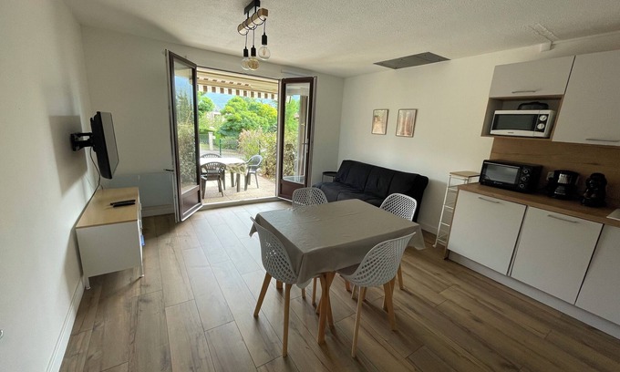 Embrun Apartment | Cozy Garden-Level T2 Just Steps from Plan Deau