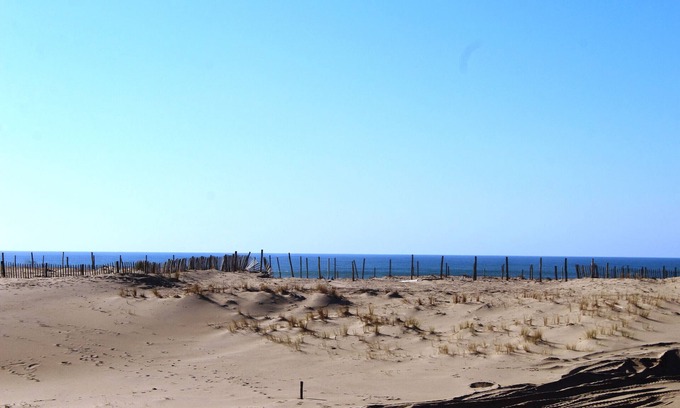Biscarrosse Plage Apartment | Inviting Duplex with Ocean View and Breakfast Included