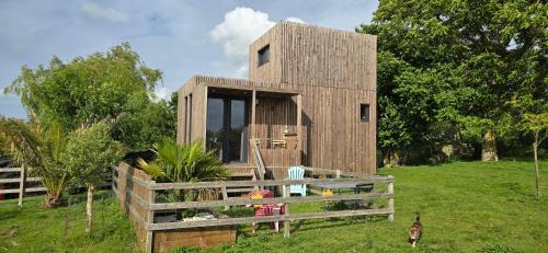 Coulombs House | Cozy Tiny House Retreat in the Countryside - Guest Rated 9/10
