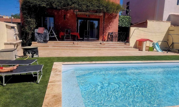 Rognac Villa | Family-Friendly Villa with Panoramic Sea Views Near Everything