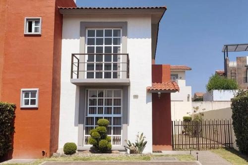 Calimaya House | Perfect Retreat in Villas de Campo - Pet and Child Friendly