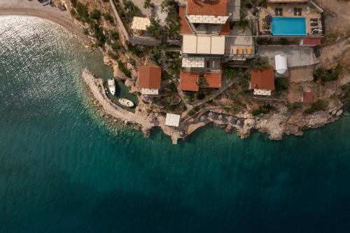 Phthiotis Region Apartment | Idyllic Agrilia Koromili Retreat with Oceanfront Views