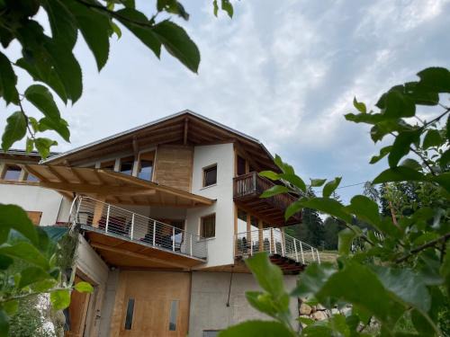 Fondo House | Pet-Friendly Getaway at Agritur Fiore - Rated 9/10!