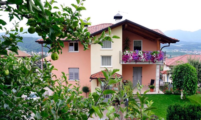 Tassullo House | Cozy Agritur Le Pergolette with Oceanfront Views
