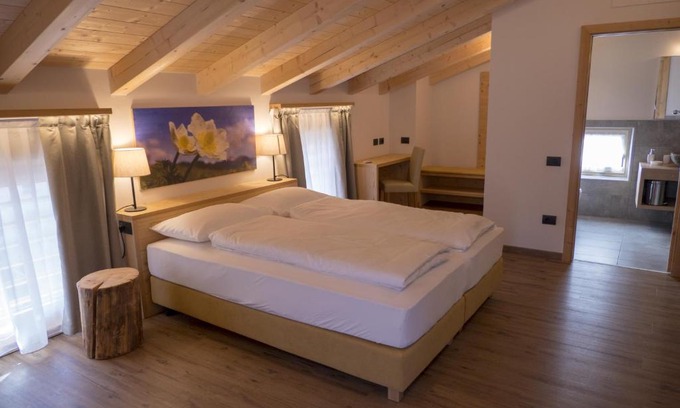 Taio House | Pet-Friendly Agritur Piccolo Fiore B&B with Top Ratings