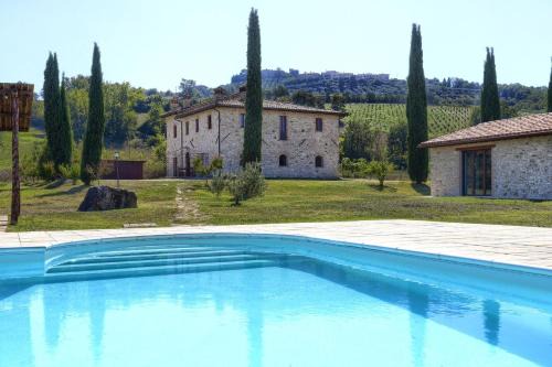Fratta Apartment | Relax at Agriturismo Fonte di Galiano with Pool & Pets