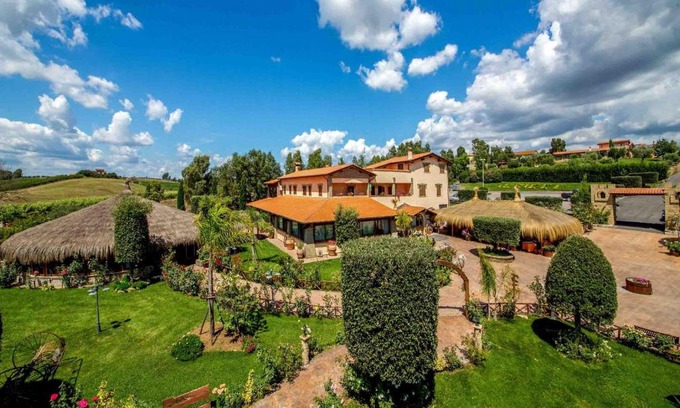 Tragliatella House | Explore Agriturismo 4 Ricci: Pet Friendly & Ocean View