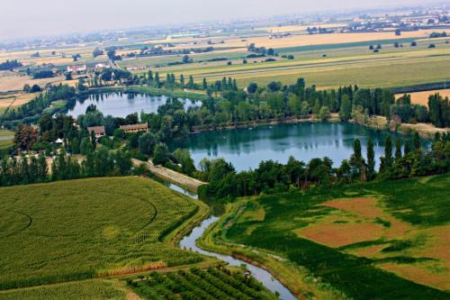 Portomaggiore House | Discover Agriturismo Ai Due Laghi with Oceanfront Bliss