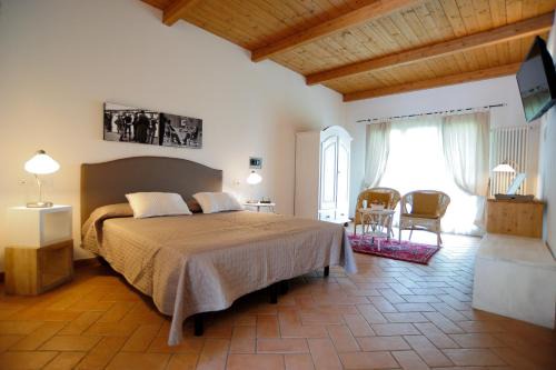 Diegaro House | Pet-Friendly Agriturismo al Colle with Pool & Hot Tub