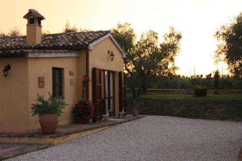 Recanati House | Relax at Agriturismo Al Crepuscolo - Rated 9.3/10