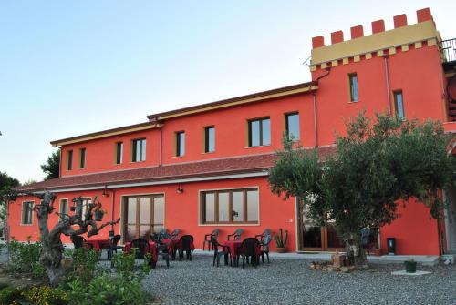 Francavilla Marittima House | Guest Rated 10/10: Agriturismo - B&B "La Funicolare"