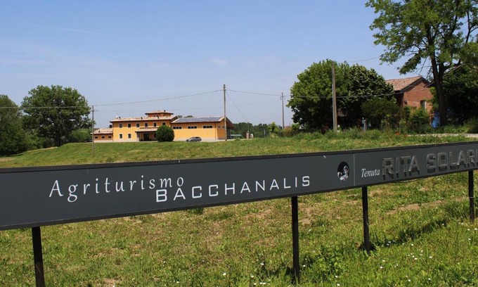 Ziano Piacentino House | Pet-Friendly Agriturismo Bacchanalis with Breakfast Included