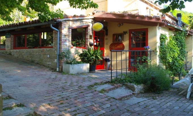 Serra San Quirico House | Eco-Friendly Agriturismo Becerca Vegan with Ocean View