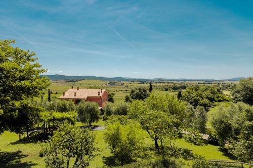 Gavorrano House | Experience Comfort at Podere Doganelle - Rated 9/10