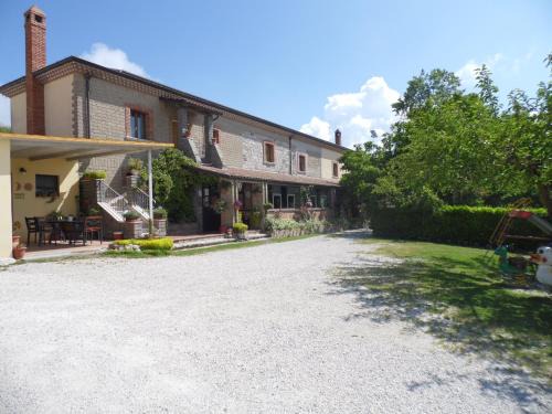 San Giorgio la Molara House | Relax at Agriturismo Castello: Rated 9/10 with Hot Tub
