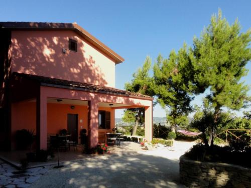 Offida House | Pet-Friendly Agriturismo Casa Rosa with Family Amenities