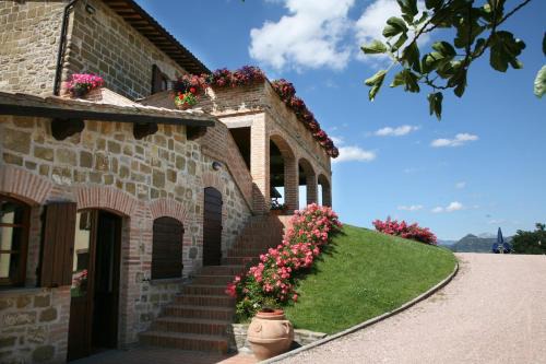 Monteluiano House | Experience Casalta Case Vacanze: Oceanfront Family Retreat