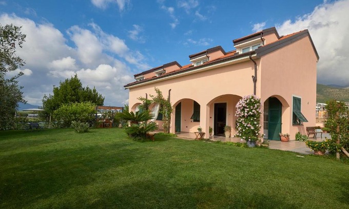 Ceriale House | Guest Rated 10/10: Agriturismo Casastella for Families