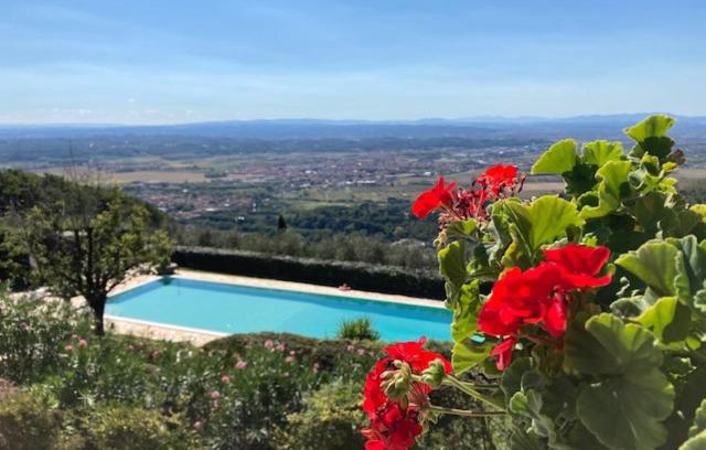 Buti House | Relax at Agriturismo Cima alla Serra with Ocean Views