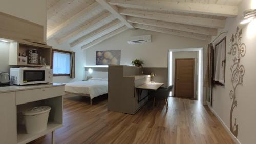 Povoletto Bed & Breakfast | Discover Agriturismo Cjargnei: Oceanfront Paradise Awaiting