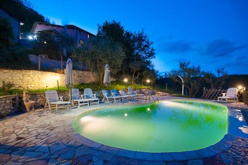 Cessapalombo House | Pet-Friendly Getaway at Coldipietra with Pool & Kitchen