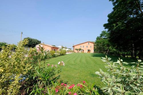 Valeggio sul Mincio House | Experience Agriturismo Corte Morandini: Pet Friendly Retreat