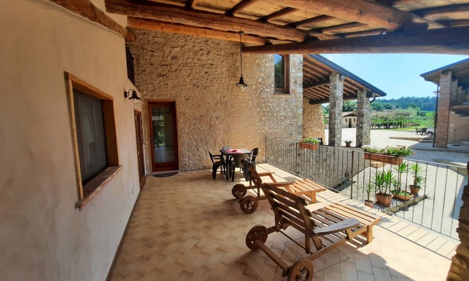 Monzambano Other | Guest Rated 10/10: Agriturismo Corte Davini with Breakfast