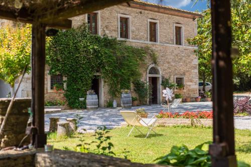 Rapolano Terme House | Pet-Friendly Agriturismo Tenuta Armaiolo with Pool Access