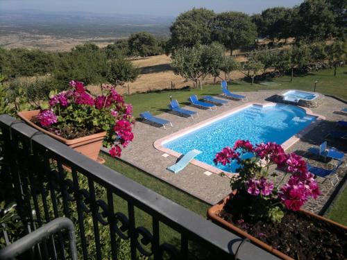 Santu Lussurgiu House | Relaxing Agriturismo Francadu with Pool & Breakfast